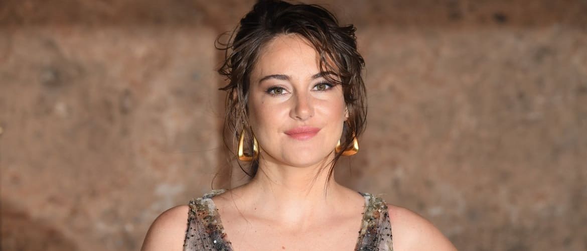 Shailene Woodley and Aaron Rodgers try to sort things out after breakup