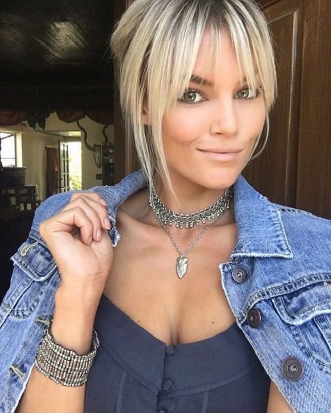 Trendy bangs 2022 that you will definitely want for yourself 11