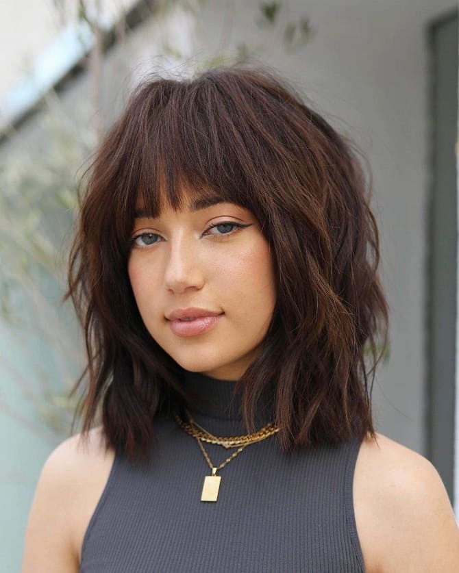 Trendy bangs 2022 that you will definitely want for yourself 1