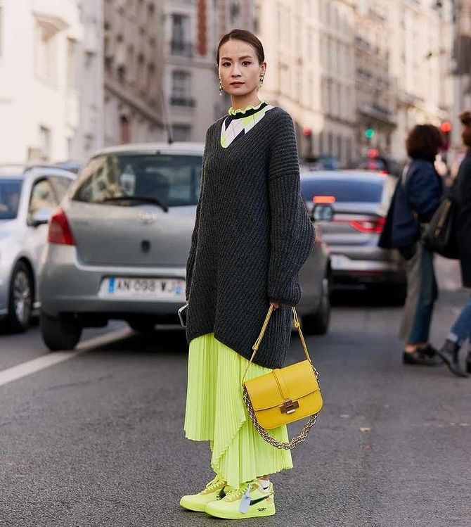 How to wear a women’s jumper in spring 2022 24