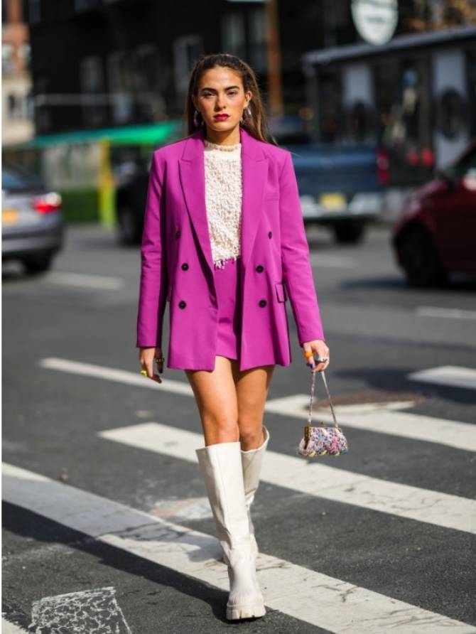 Suit with a skirt to spice up your spring look 1