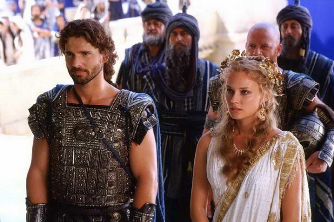 Diane Kruger spoke about the harassment on the samples in Troy 3