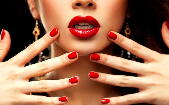 Make-up-Grundlagen: 5 Regeln zum Auftragen von rotem Lippenstift 3