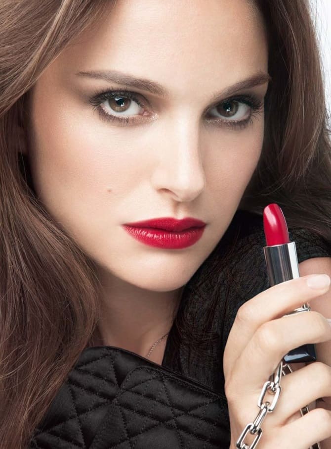 Make-up-Grundlagen: 5 Regeln zum Auftragen von rotem Lippenstift 4