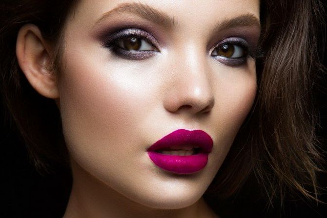 Welche Lippenstiftfarbe passt zu dunkler Haut? 2