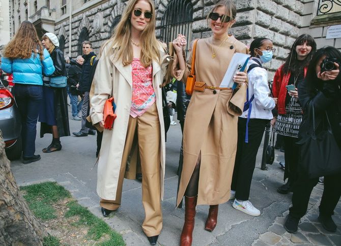 The best street style looks from Paris Fashion Week 2022 38