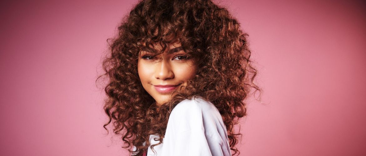 Naughty curls: how to care for curly hair