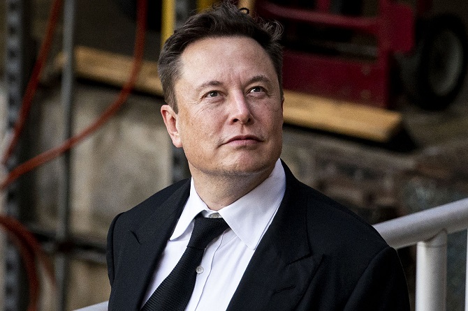 Elon Musk buys Twitter for $44 billion 3