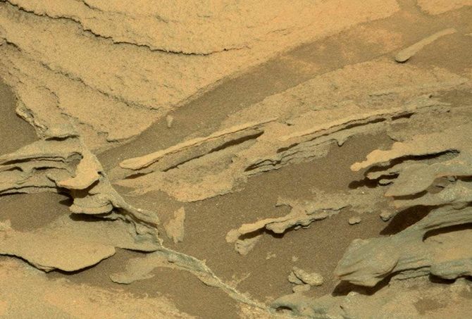 Марсианские иллюзии: странные фото с Марса 1