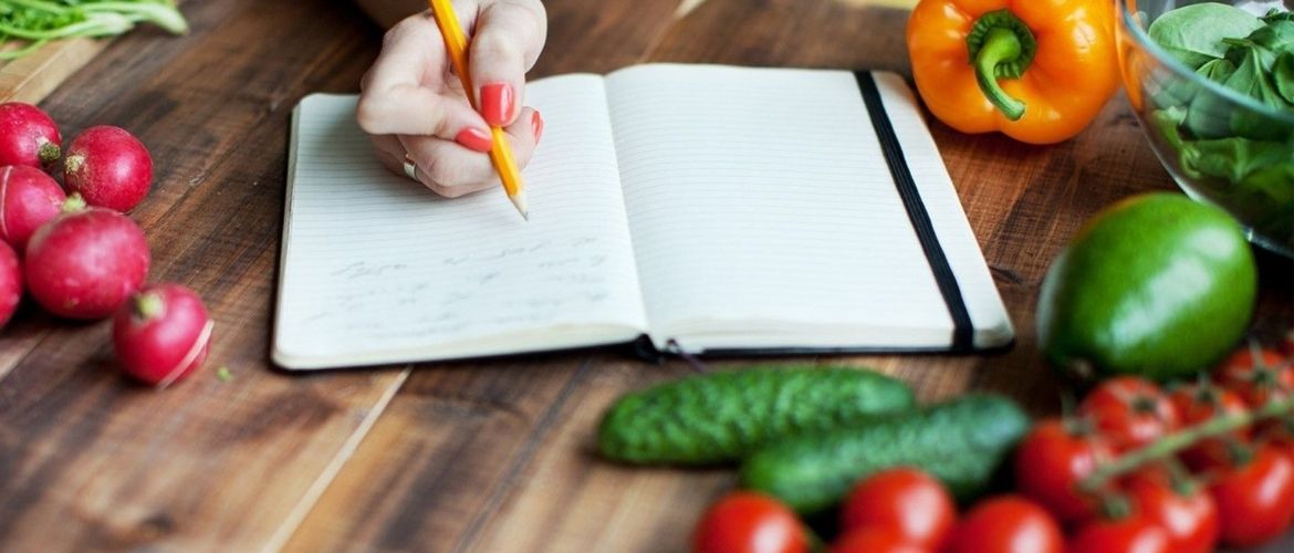 Food diary: how to create, maintain and why you need it