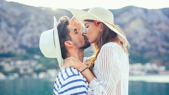 Zodiac signs that will be the best couples in the summer of 2023 2