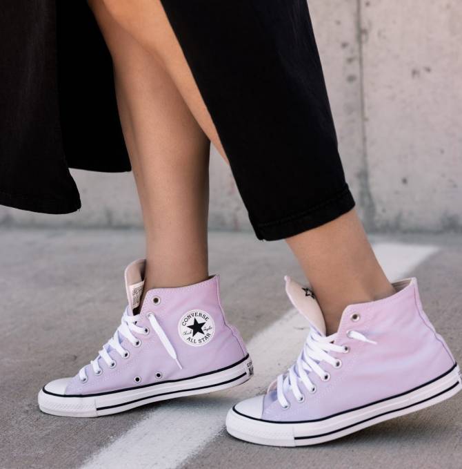 The most fashionable women’s sneakers 2022-2023 2