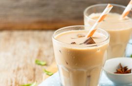 Cold latte: how to make an invigorating summer drink?