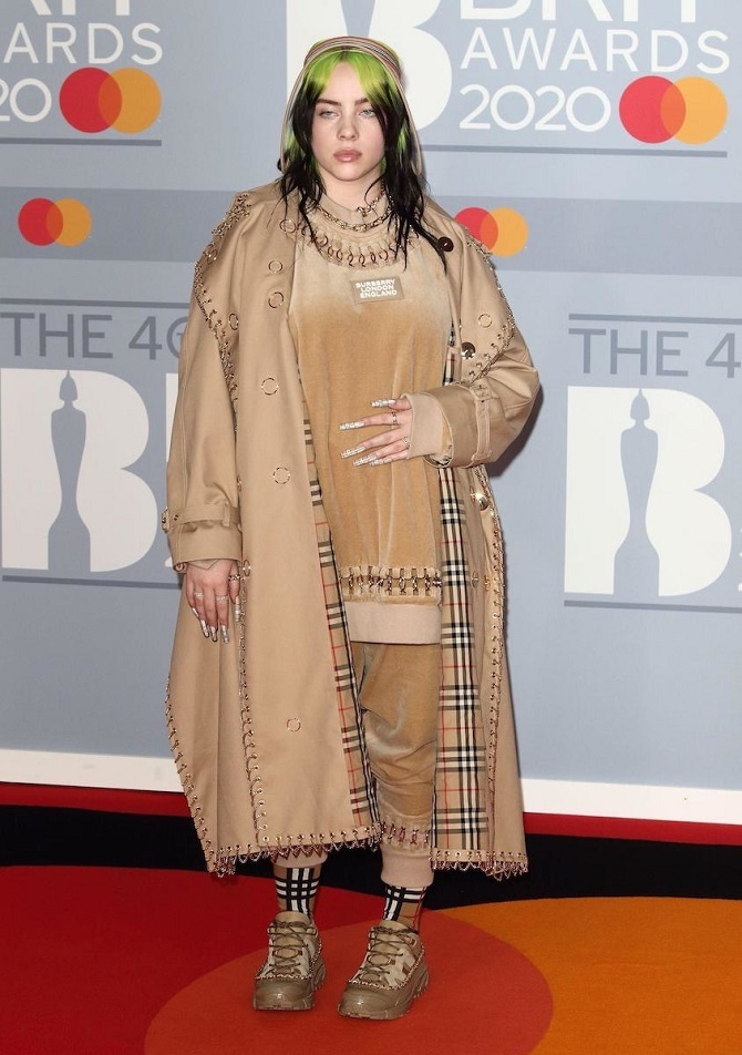 Billie Eilish hat ihren Freund wegen Betrugsgerüchten verlassen 4