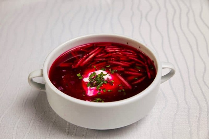 Cold borsch: how to cook a nutritious dish for the summer? 3