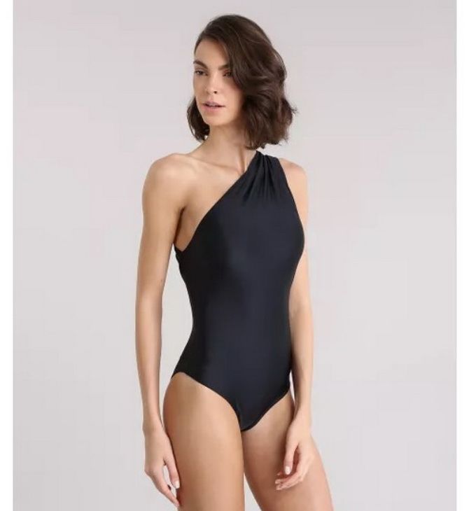 Black one-piece swimsuit – how to choose the best model for your figure 4