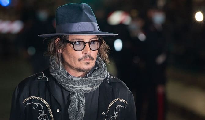 Johnny Depp will play Jack Sparrow again for $ 300 million 2