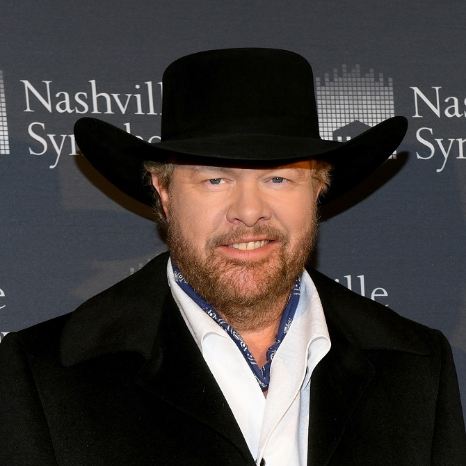 Country singer Toby Keith diagnosed with cancer 2