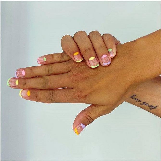Summer manicure in pastel colors: nail design ideas 4