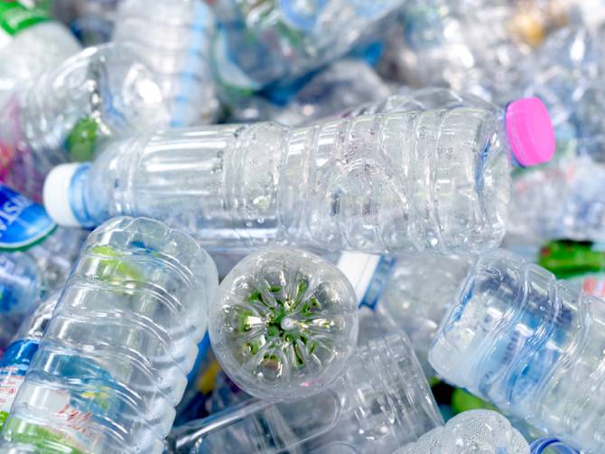 FAST-PETase: scientists have created an enzyme that quickly breaks down plastic bottles 1