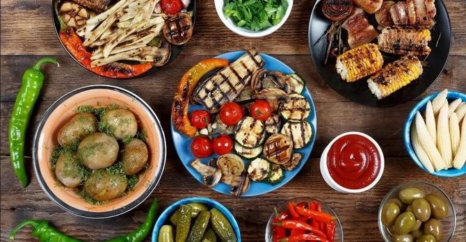 On a picnic: delicious and light snacks for barbecue 4