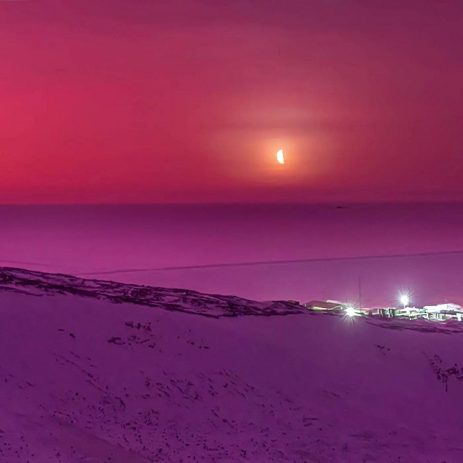 Der Himmel über der Antarktis wurde rosa. Wissenschaftler haben dafür eine Erklärung gefunden 4