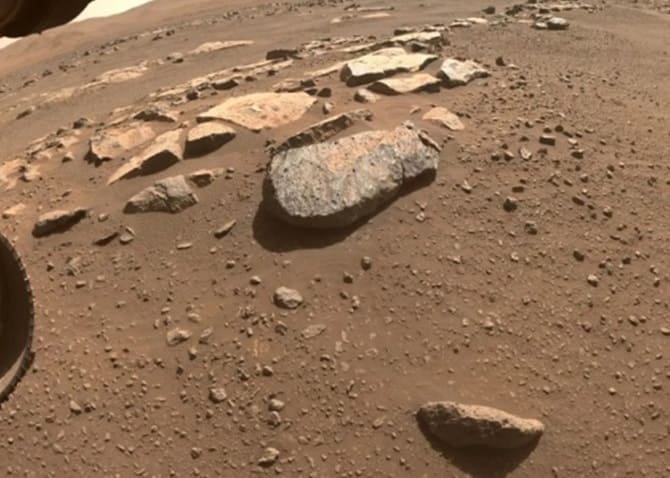 Auf dem Mars gefundene Felsen, die uraltes Leben enthalten könnten 3