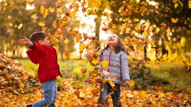 Zodiac signs that love autumn and cool weather 2