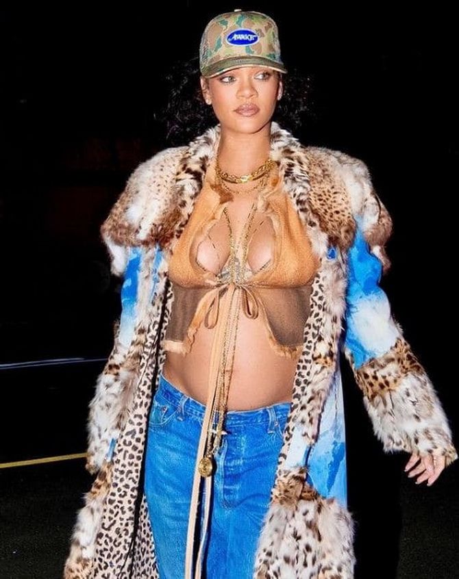 Daring and outrageous: what were the pregnant images of the singer Rihanna 2