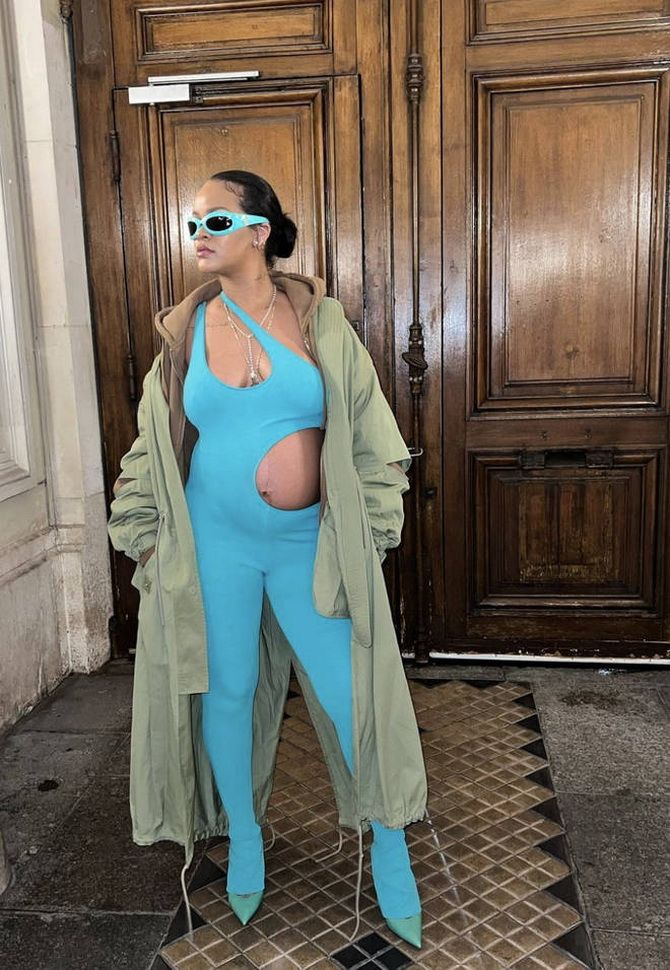 Daring and outrageous: what were the pregnant images of the singer Rihanna 5