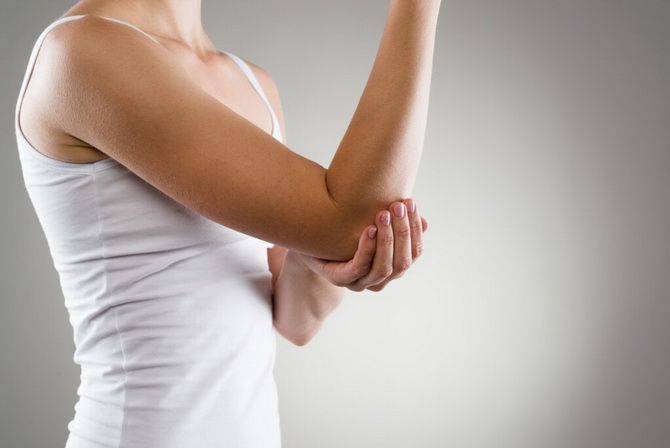 From dryness to velvety: how to care for the skin on the elbows 3