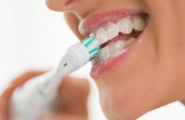 Виды электрических зубных щеток и как их выбрать?