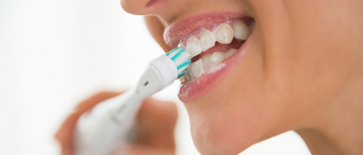 Виды электрических зубных щеток и как их выбрать?