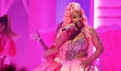 Fan of Nicki Minaj sold her nail at auction for 55 thousand dollars