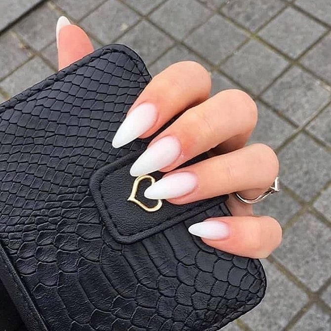 Milk manicure: a timeless trend in 2022 1