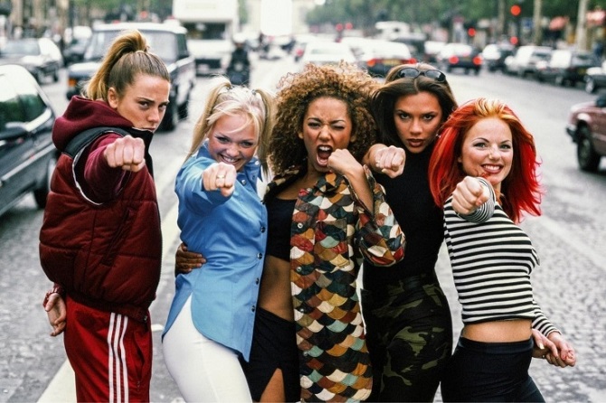 Екс-учасниця Spice Girls Мелані Сі зазнала насильства перед першим виступом гурту 2