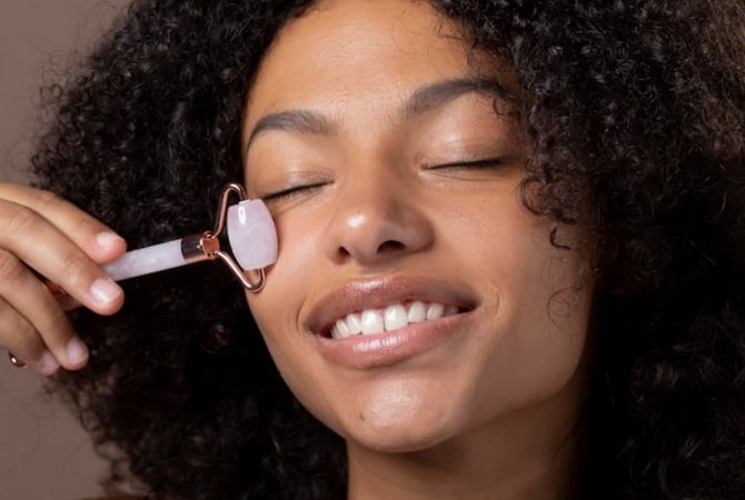 Quick Ways to Get Rid of Puffy Eyes in the Morning 3