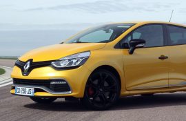Почему выбирают авто Renault Megane