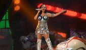 Katy Perry erklärt, warum sie bei einem Konzert in Las Vegas ihr Auge geschlossen hat