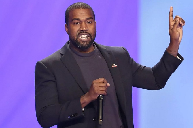 Kanye West wird von der Familie von George Floyd verklagt 3