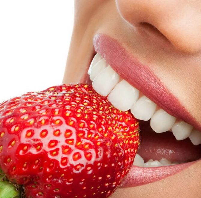5 продуктів, які природним чином відбілюють зуби 3