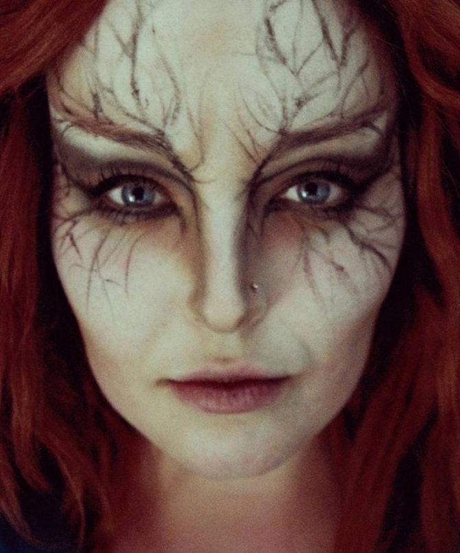Das Bild einer Hexe für Halloween: Fotoideen für Make-up und Kostüme 1