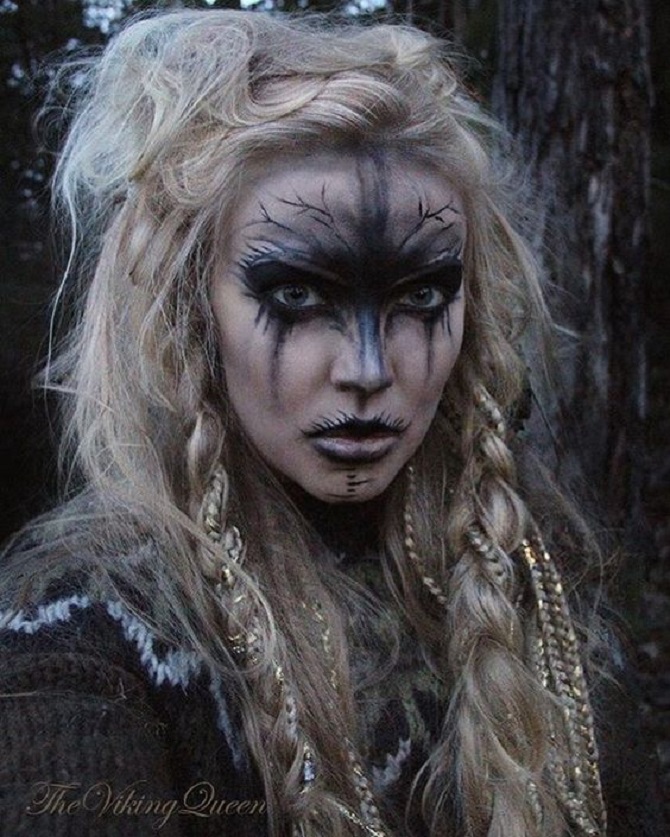 The image of a witch for Halloween: photo ideas for makeup and costumes 6