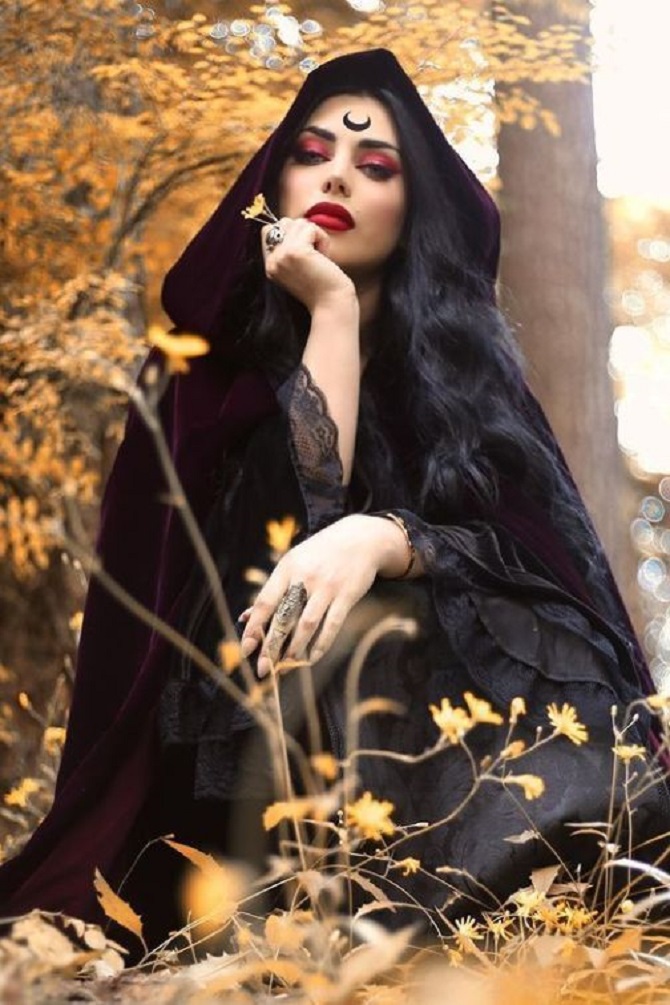Das Bild einer Hexe für Halloween: Fotoideen für Make-up und Kostüme 9