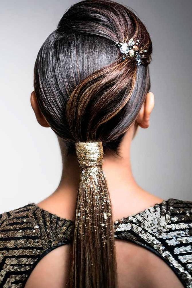 Hairstyles for the New Year 2023: shine on New Year’s Eve! 10