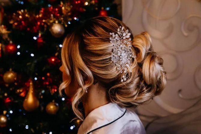 Hairstyles for the New Year 2023: shine on New Year’s Eve! 17