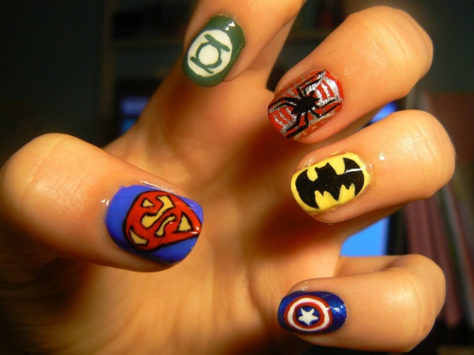 Comic book manicure 2023: what is this popular trend? 17