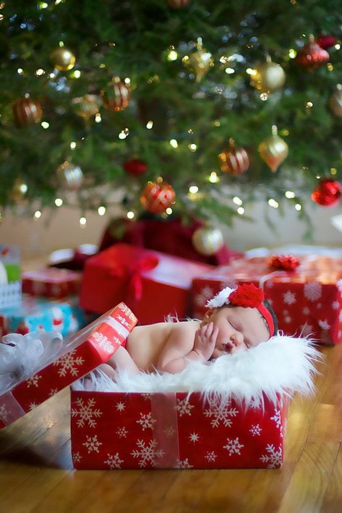 Новорічна фотосесія немовлят – ідеї для зворушливих дитячих фото 16