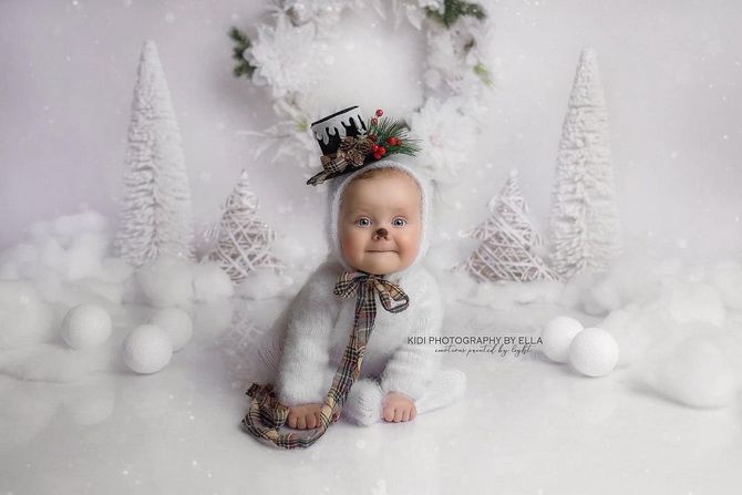 New Year’s photo session of a baby – ideas for touching baby photos 24
