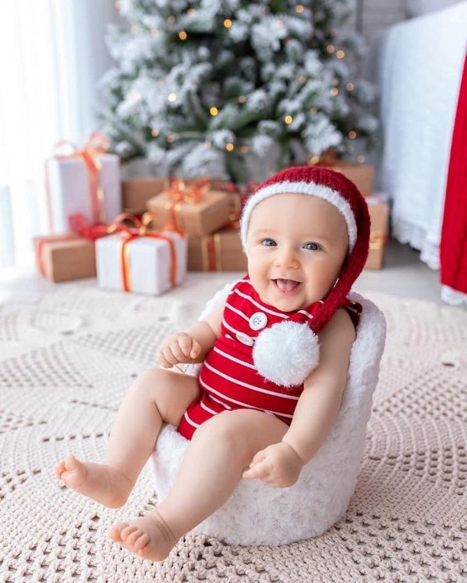 New Year’s photo session of a baby – ideas for touching baby photos 25